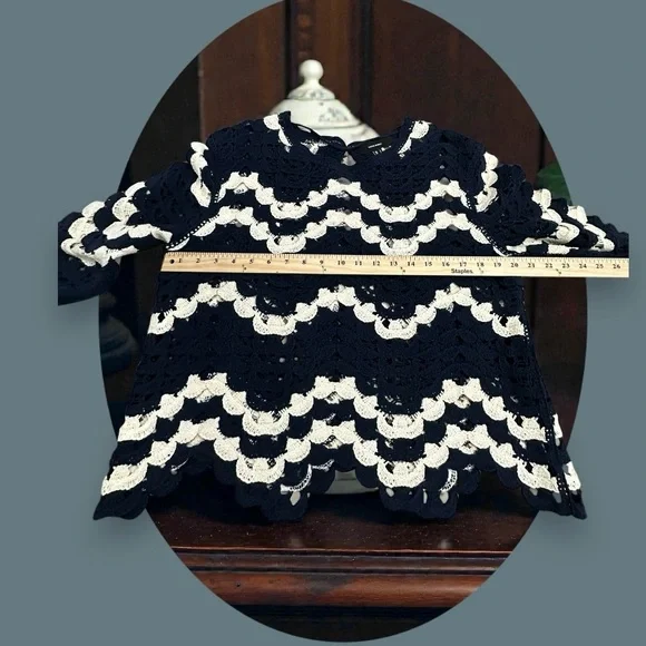 Vero Moda Open Crochet Knit Long Sleeve Sweater Top. Navy/White. Size: Large - Picture 5 of 11